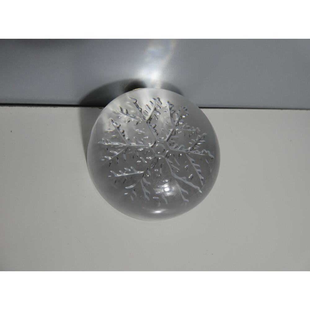 Cristal France Snowflake Paperweight Genuine Lead Crystal